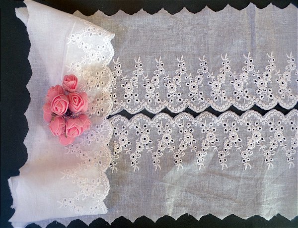 LC026 - 10,00cm x 13,70m | Bordado Inglês 100% Algodão Branco