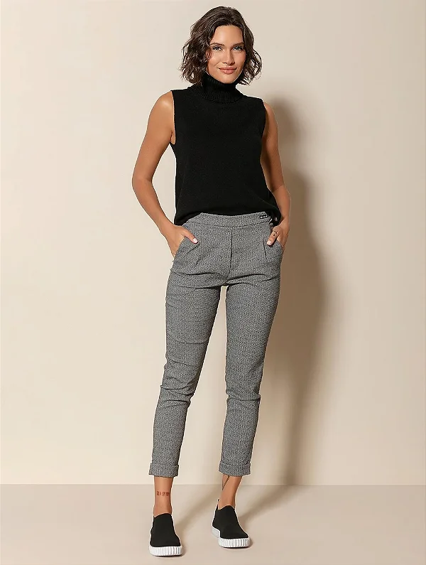 Calça em Padronagem Xadrez com Pregas - BIAMAR 10764