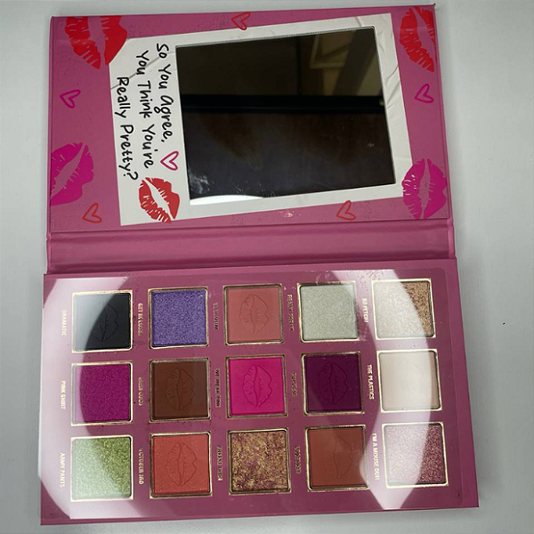 Paleta Sombras Revolution X Mean Girls Burn Book Palette | Edição Limitada (Uma sombra com defeito de fábrica)