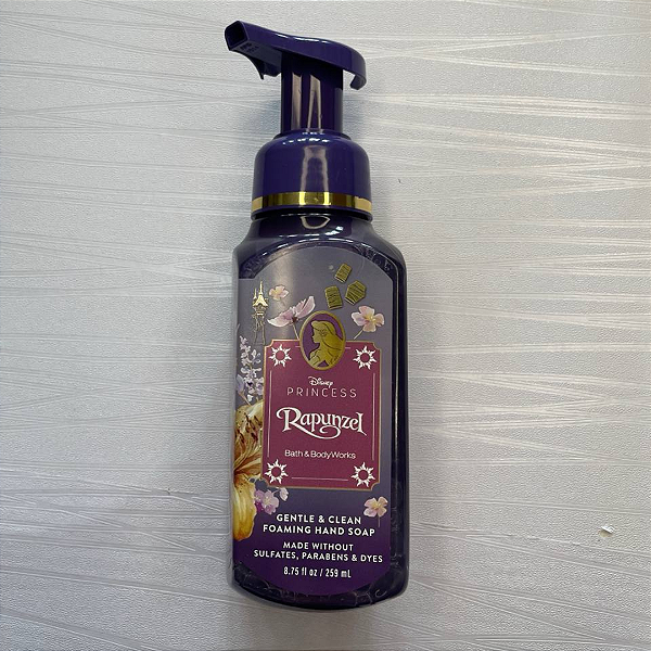 Sabonete Para as Mãos Bath and Body Works Rapunzel Gentle & Clean Foaming Hand Soap 259ml | EDIÇÃO LIMITADA (Tampa quebrada)