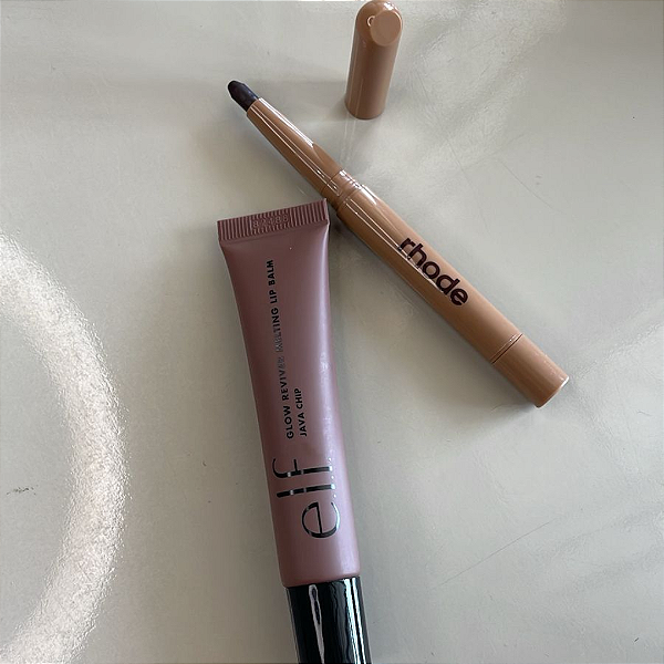 Kit Lip Balm E.l.f Glow Reviver Java Chip + Lápis de Boca Rhode Spin