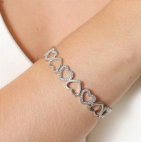 Bracelete corações