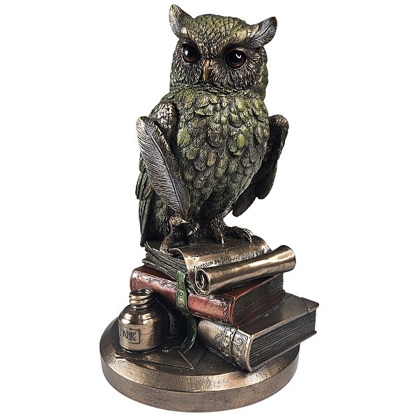 Estátua Coruja da Sabedoria