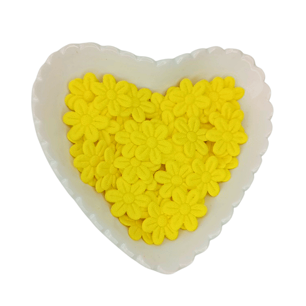 Flor de Tecido Prensada 6 pétalas 2cm x 2cm Pacote com 100 unidades | Amarelo Canário
