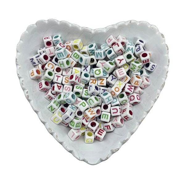Miçanga Cubo Branca 6mm Letras A-Z Coloridas 50g