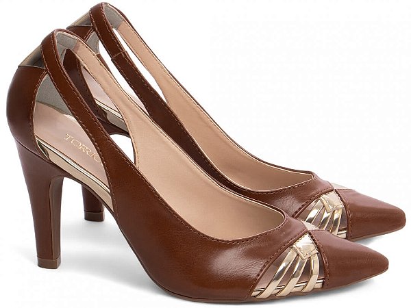 Sapato Scarpin Salto Fino Médio Caramelo Speechio Ouro Light Torricella AVS 68007B
