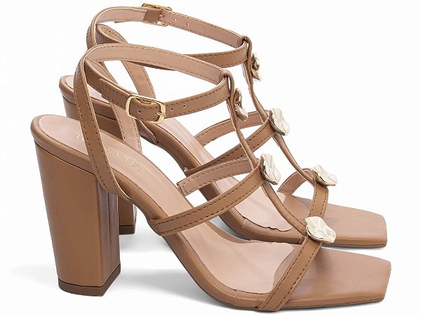 Sandália Salto Grosso 9cm Napa Caramelo com Apliques Dourados Torricella Design Clássico AVS 45098B