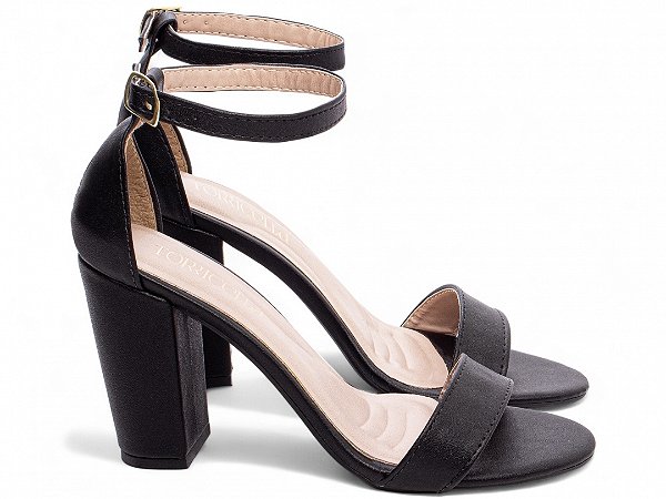 Sandália Feminina Salto Grosso 9cm Preta Torricella Napa Fivela Dourada AVS 2402A