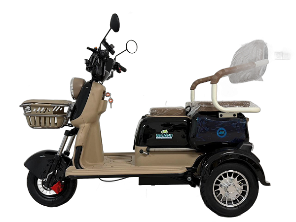 TRICICLO ELETRICO MOD: BOLT POTENCIA: 1.000WATTS BATERIA: LITIO 60V 20AH COR: PTO