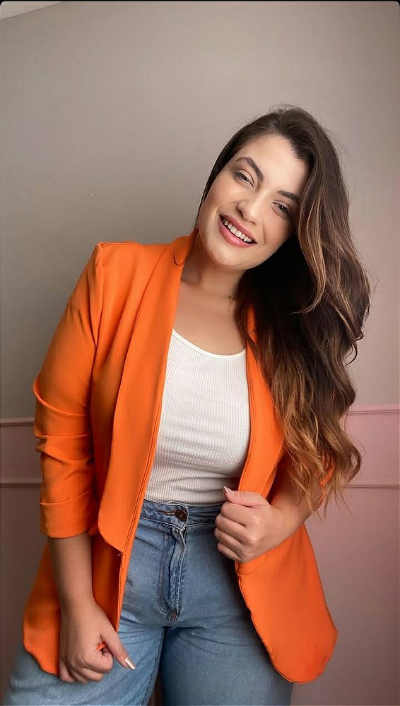 | Blazer Alfaiataria Premium Daniela | Laranja