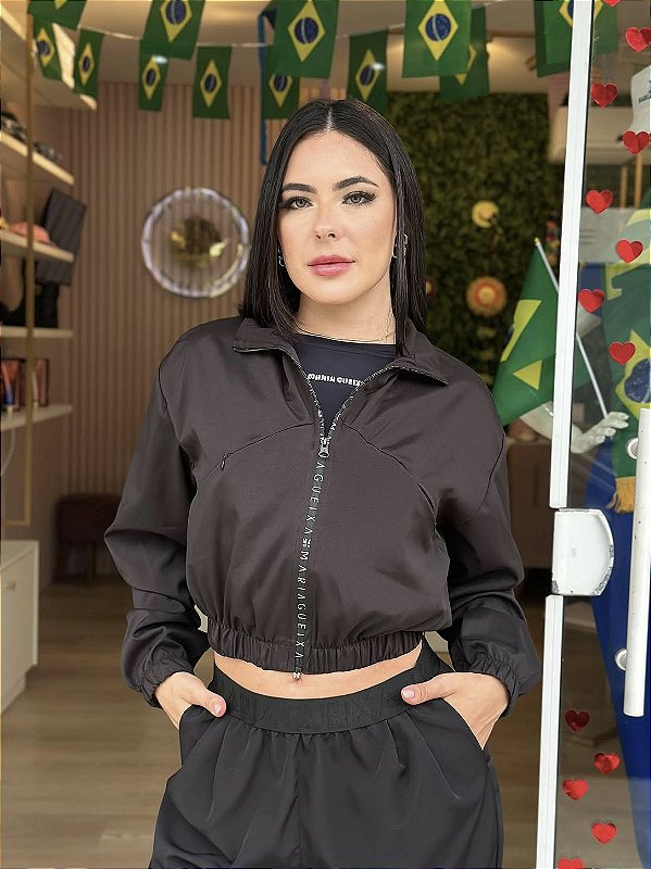 CASACO CORTA VENTO NYLON TECNICO MARIA GUEIXA