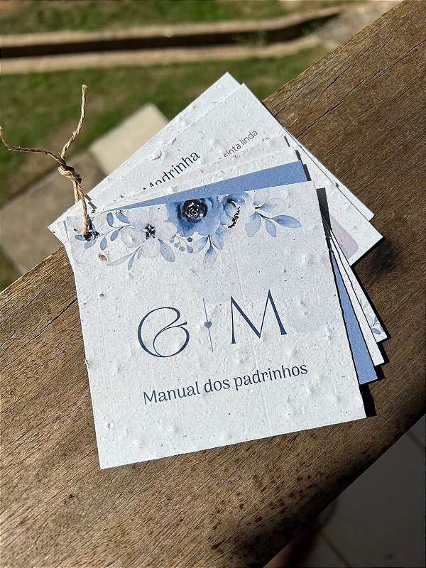 Manual dos padrinhos 9x9cm em papel semente