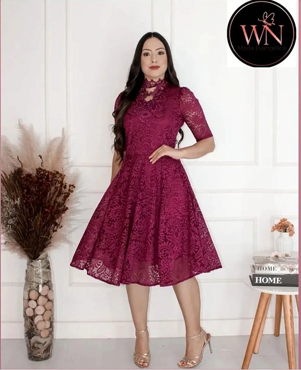 Vestido renda plus size