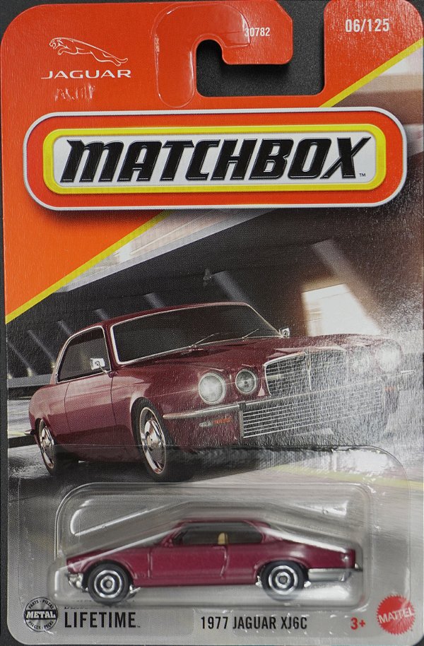 1977 Jaguar XJ6C - JBP17 | Linha Básica 2025 - Nº 006/125 | Matchbox