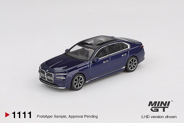 BMW i7 xDrive60 Tanzanite Blue Metallic | Mini GT - Nº 1111