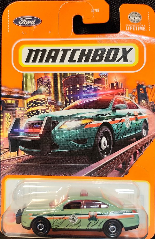 Ford Police Interceptor - HVL69 | Linha Básica 2024 - Nº 064/120 | Matchbox