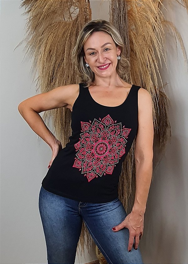 Regata Feminina Preta Mandala Flor Pink Pedraria
