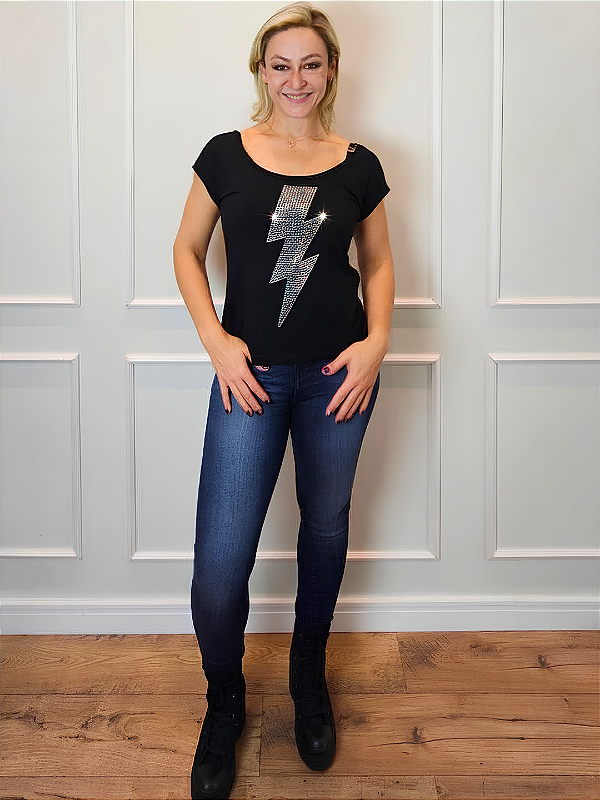 Tshirt Feminina Preta Gola Canoa Raio Strass Crystal Pedraria