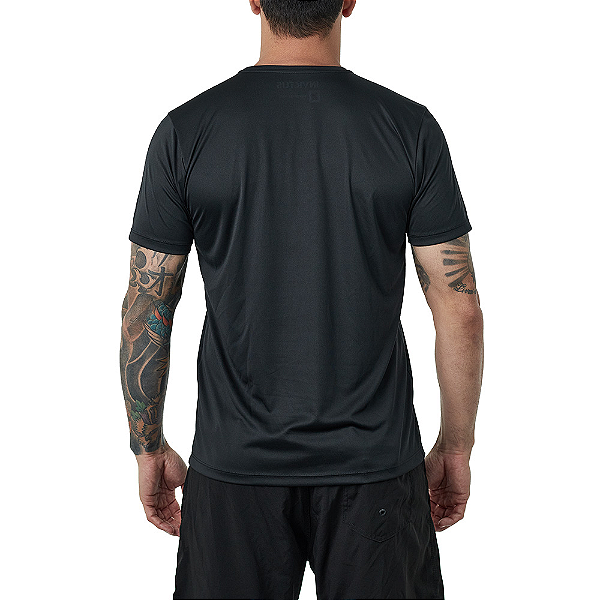 CAMISETA INVICTUS ACTION BASICA PRETO