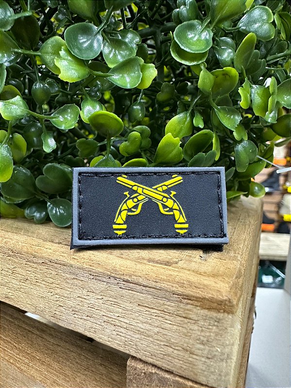 EMBORRACHADO DIVISA DE GOLA/GARRU/BUCANEIRO PM - MODELO NOVO