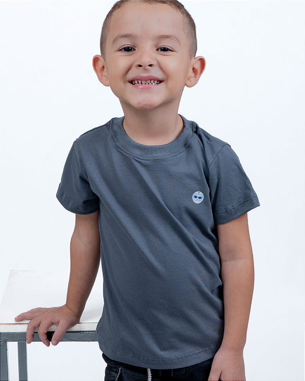CAMISETA BÁSICA INFANTIL MASCULINO - CHUMBO.