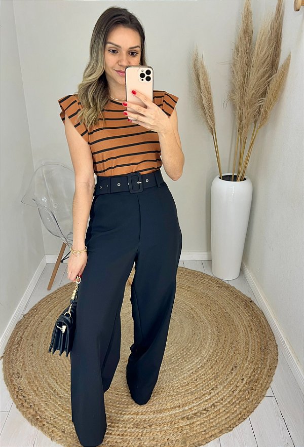 Pantalona com cinto em alfaiataria elegante preto