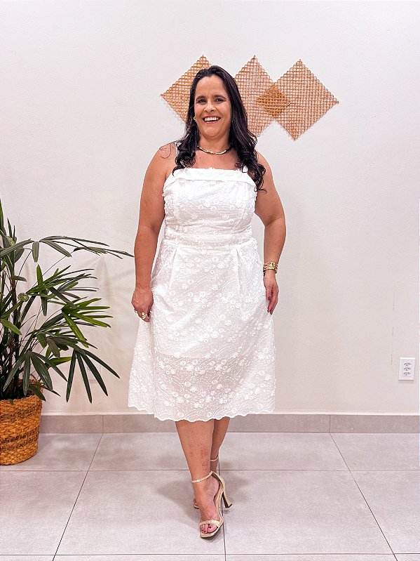 VESTIDO MIDI LEANDRA BORDADO PLUS