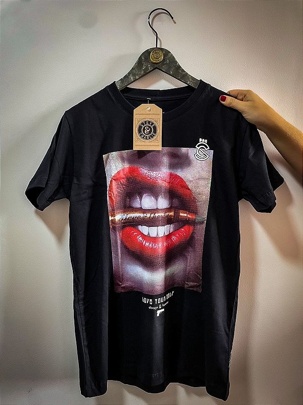 Camiseta Steve & Charlie Kiss The Bullet