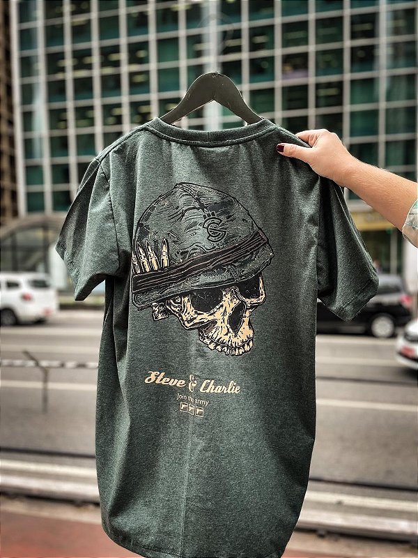 Camiseta Steve & Charlie Caveira