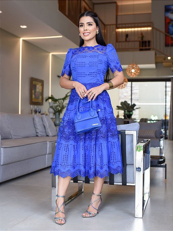 Vestido Laise bordado e guipir azul royal