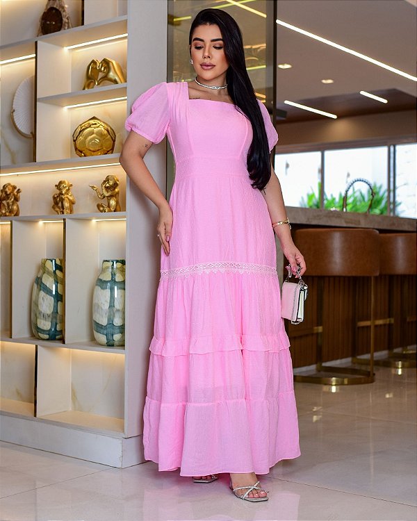 Vestido com babado e guipir na saia Rosa Bebê Longo