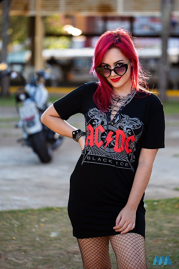 Vestido preto com ilhós ACDC
