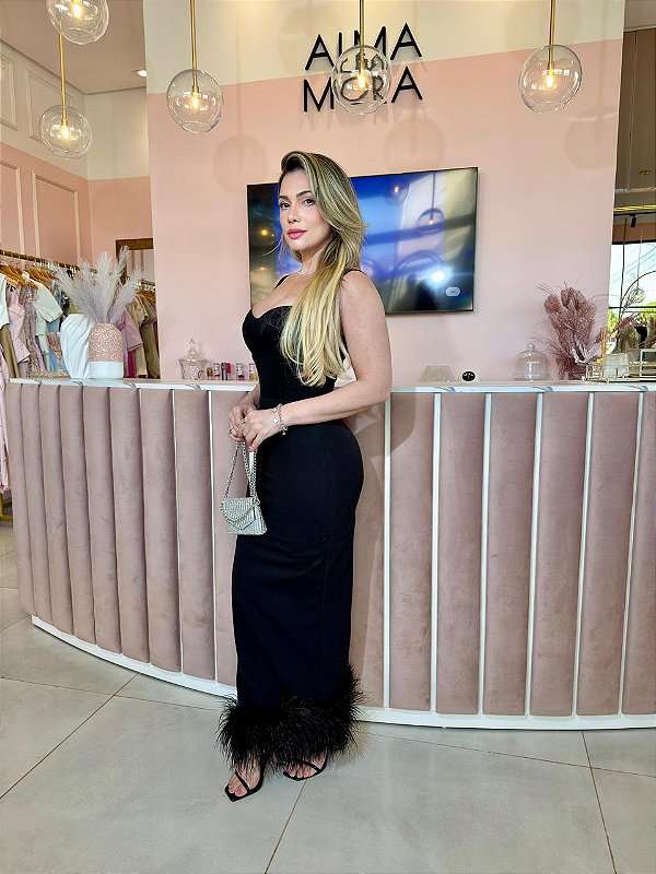 Vestido Mídi Preto Det. Pulmas na Barra