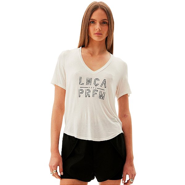 Camiseta Easy Lança Perfume Decote V AV24 Off White Feminino