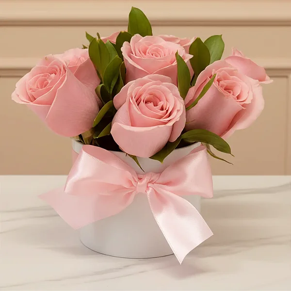 Box De Rosas Cor Rosa Com Folhagem