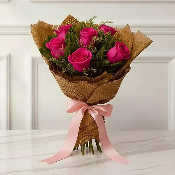 Buque De 6 Rosas Pink Com Folhagem