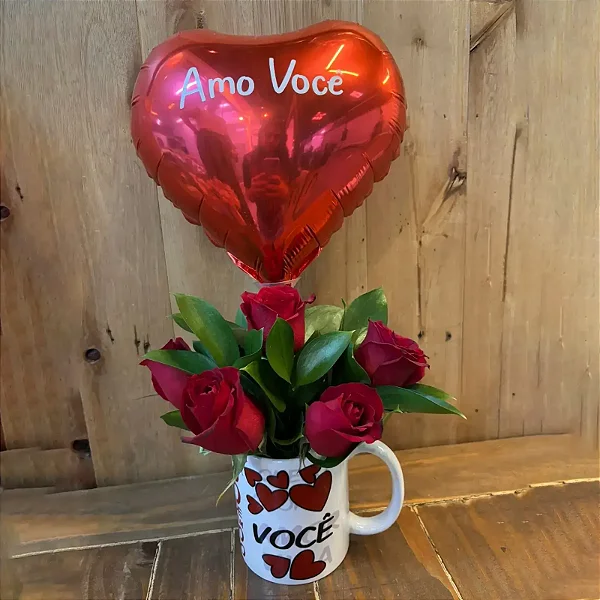 Caneca com flor rosas e balão (escolha o modelo da caneca)