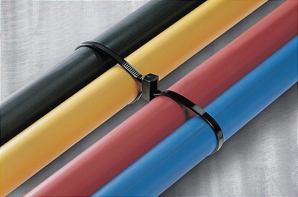 Abraçadeira Com Serrilhado Interno Comprimento 172Mm Largura 4,6Mm Poliamida Preto Rt50Rr-Pa66-Bk Hellermann