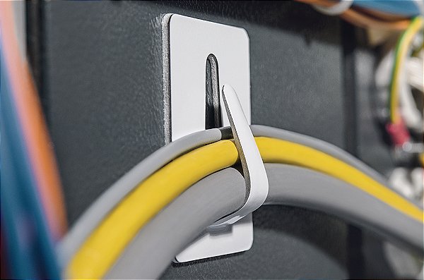 Clip Autoadesivo Diâmetro Máximo 10,0Mm Largura 25,0Mm Aço Branco Saf2-St-Wh Hellermann
