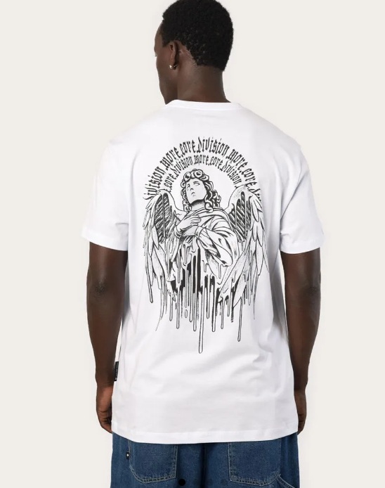 CAMISETA MCD REGULAR ANJO DERRETENDO