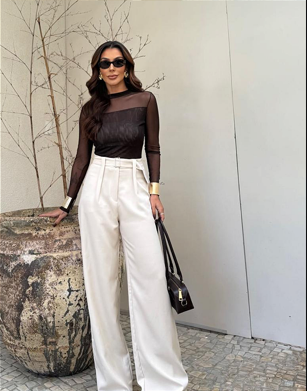 Blusa de tule preta