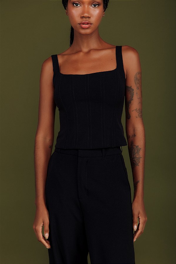 Blusa Preta Ana Júlia