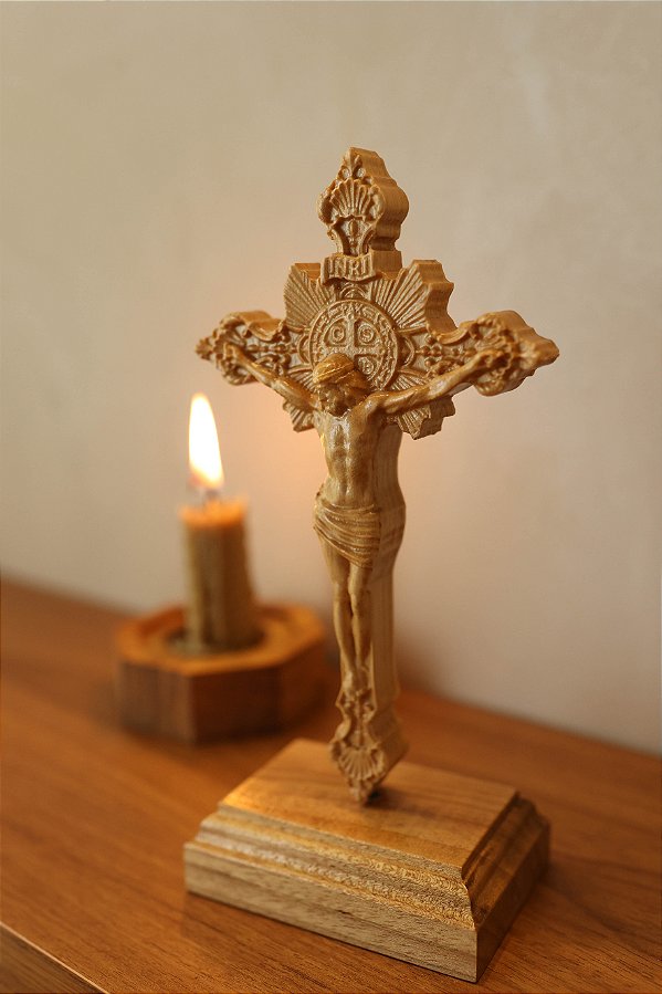 Crucifixo São Bento - Mesa e Parede