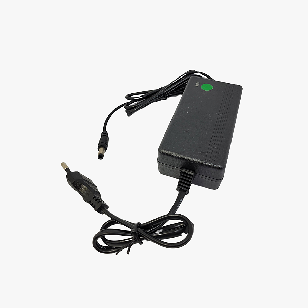 Fonte 12V de 5A e conector Jack P4