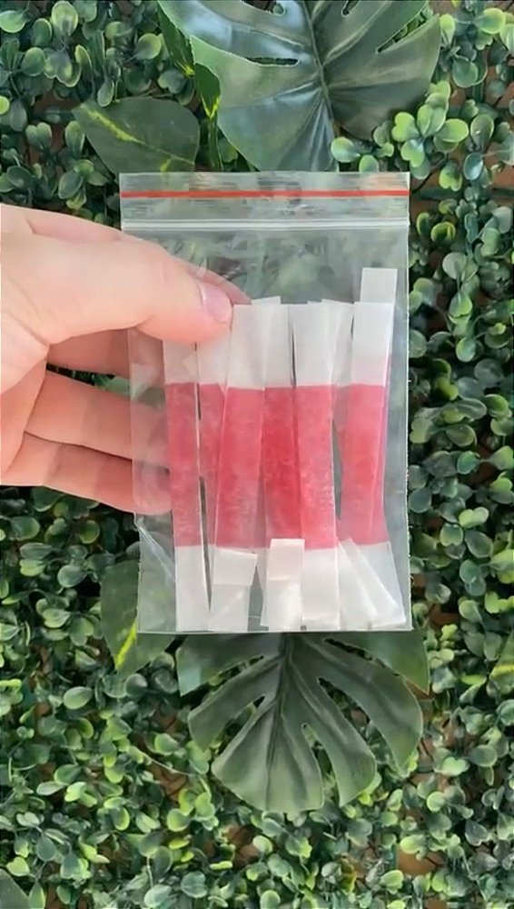 Pacote com 14 tiras de cera cortada