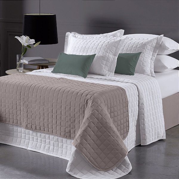Peseira Matelasse Queen Verona Marrom Nobre Altenburg