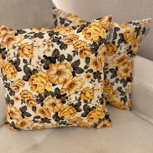 Almofada Estampada com Enchimento Floral Amarelo Profitel Decor