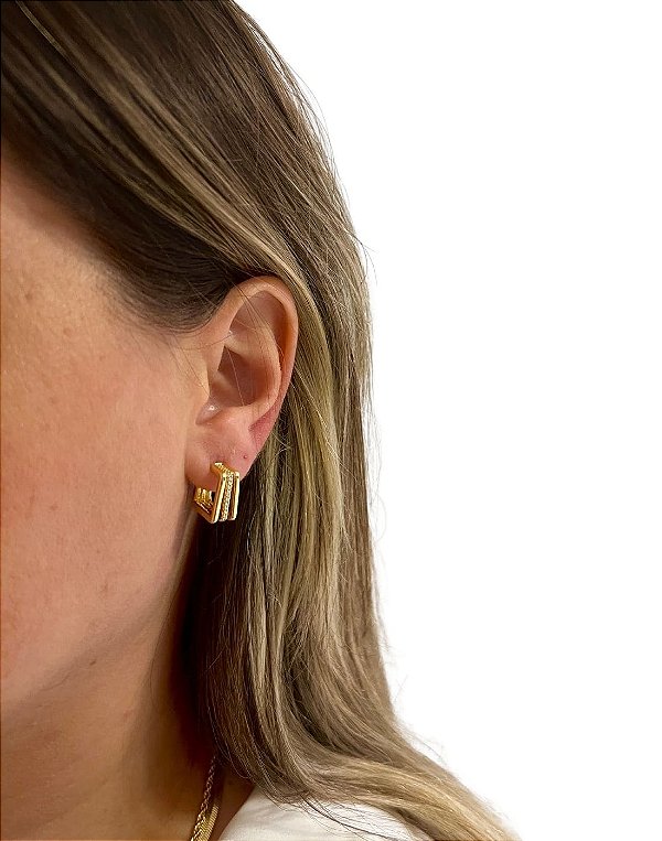 Brinco Argola Quadrada 3 Voltas com Detalhes em Zircônia Folheada a Ouro 18K