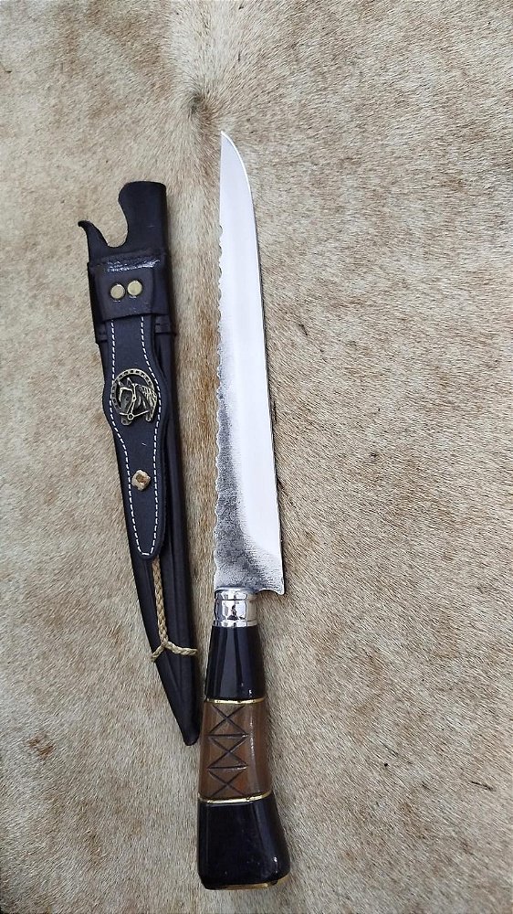 FACA CARBONO COM BAINHA DE COURO