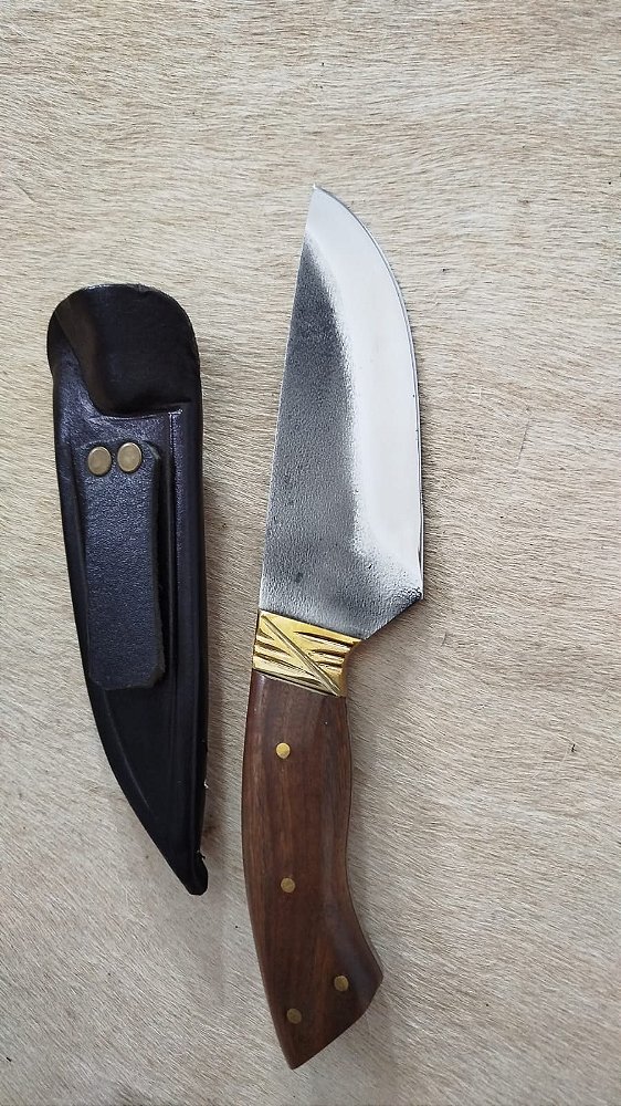 FACA ESTILO PICANHEIRA COM BAINHA